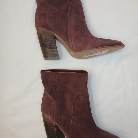 Nordstrom Rack- Vince Camuto Catheryna Leather Pointed Toe Ankle Bootie sz 7 - Picture 7 of 11